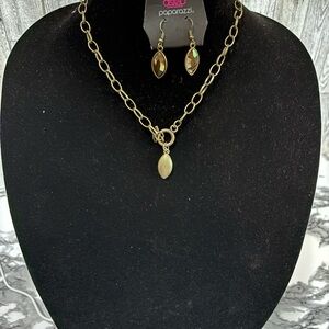 Paparazzi Chic Gold Necklace and Earring Set